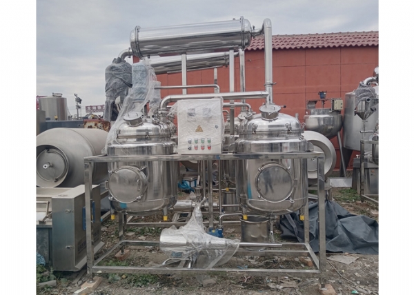 玫瑰油提取機(jī)組